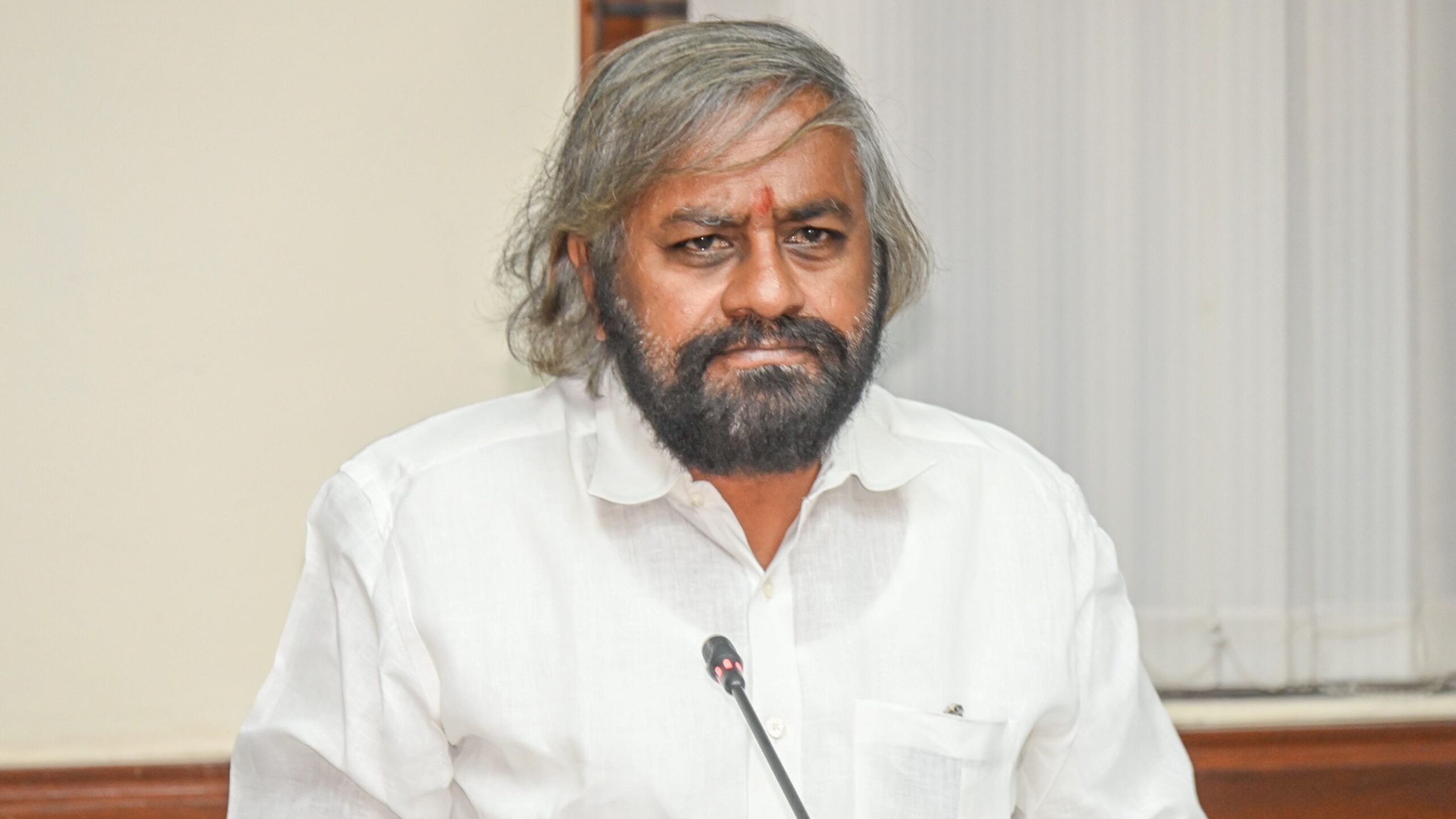 ಈಶ್ವರ್ ಖಂಡ್ರೆ
