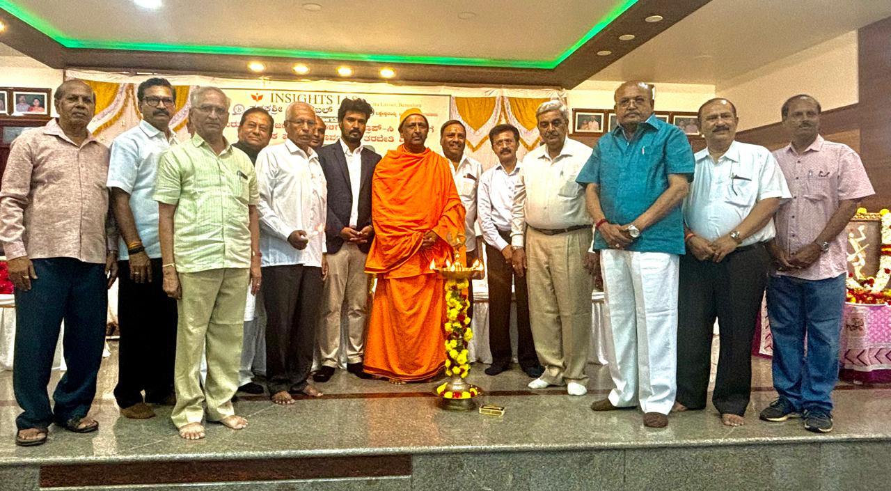 ಕಾರ್ಯಕ್ರಮದಲ್ಲಿ ಹೆಚ್ ಎಂ ರೇವಣ್ಣ