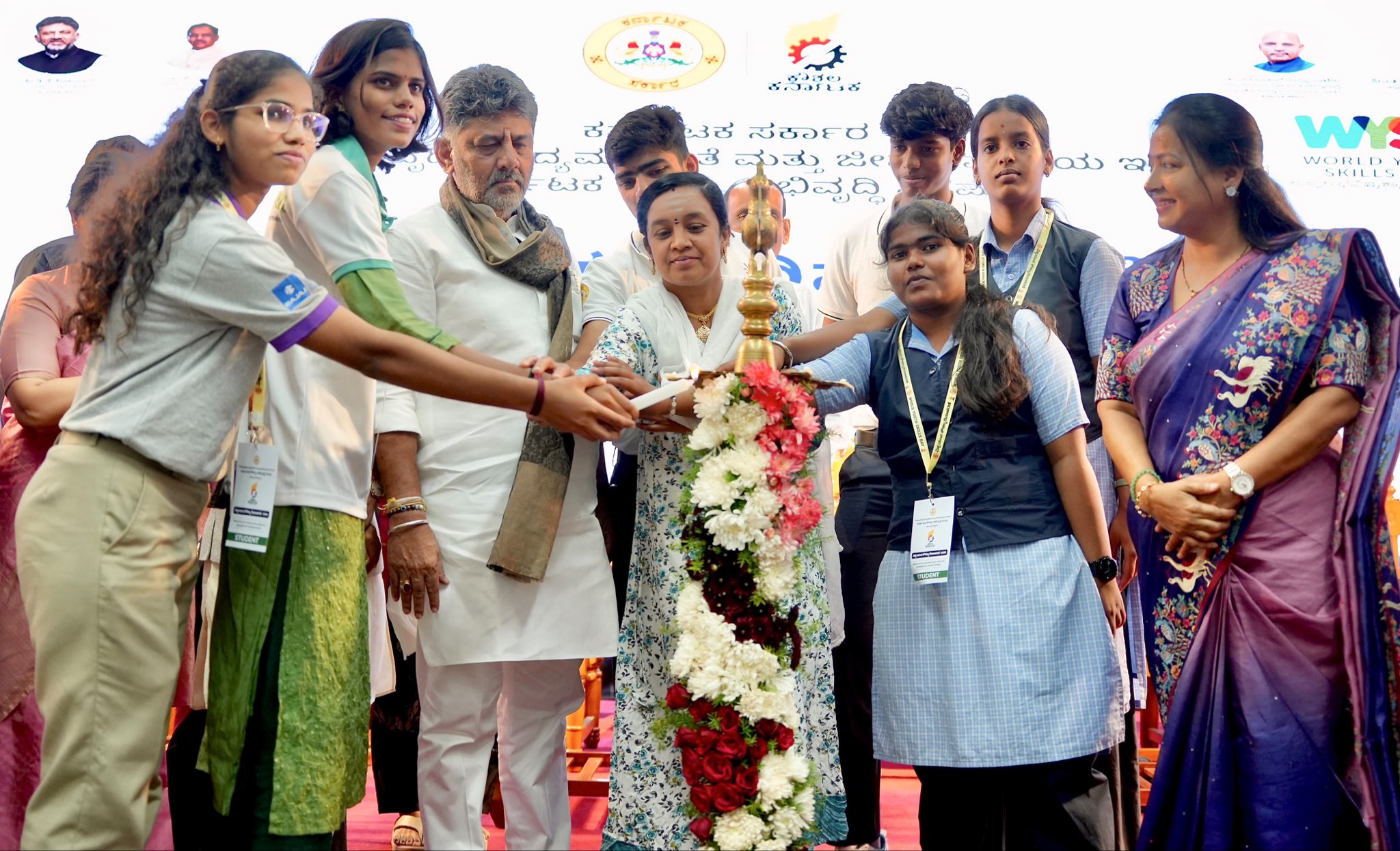 ‘ವಿಶ್ವ ಯುವ ಕೌಶಲ್ಯ ದಿನಾಚರಣೆ – 2026’ ಕೈಯಲ್ಲಿ ಕೌಶಲ್ಯವಿದ್ದರೆ, ಬದುಕಿನಲ್ಲಿ ರಾಜಯೋಗವಿದ್ದಂತೆ: ಸಿಎಂ ಡಿಕೆ ಶಿವಕುಮಾರ್!