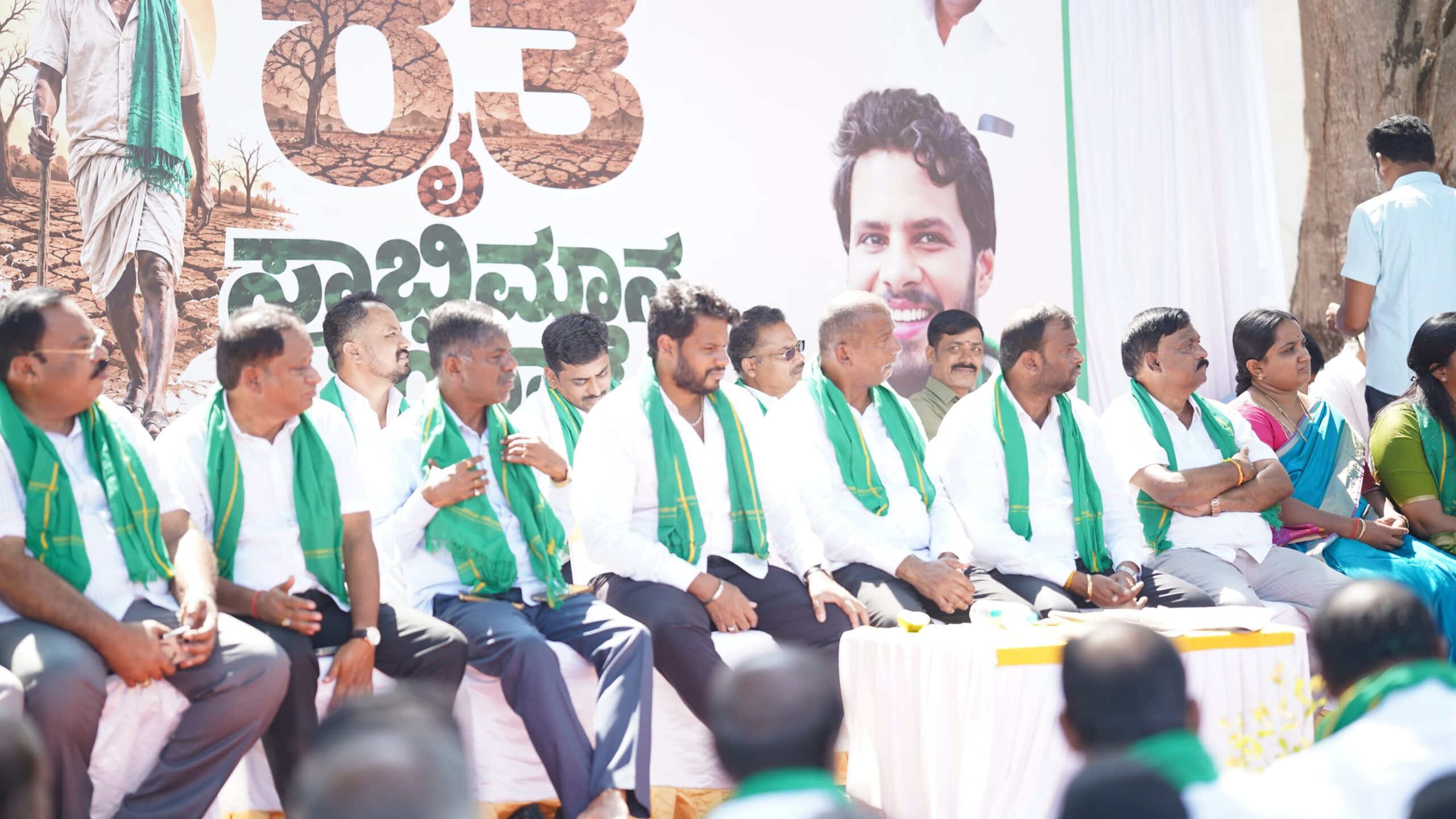 ನೈಸ್‌ ಅಕ್ರಮಗಳ ಬಗ್ಗೆ ಹೈಕೋರ್ಟ್‌ ಆದೇಶ ನೀಡಿದ್ದರೂ ಕಾಂಗ್ರೆಸ್‌ ಸರ್ಕಾರ ಕ್ರಮಕೈಗೊಳ್ಳದೆ ಯಾಕೆ ಸುಮ್ಮನಿದೆ ?ನಿಖಿಲ್ ಕುಮಾರಸ್ವಾಮಿ ಪ್ರಶ್ನೆ!